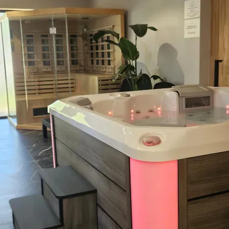 Апартаменты Belle View Strumyk 212 - Jacuzzi &